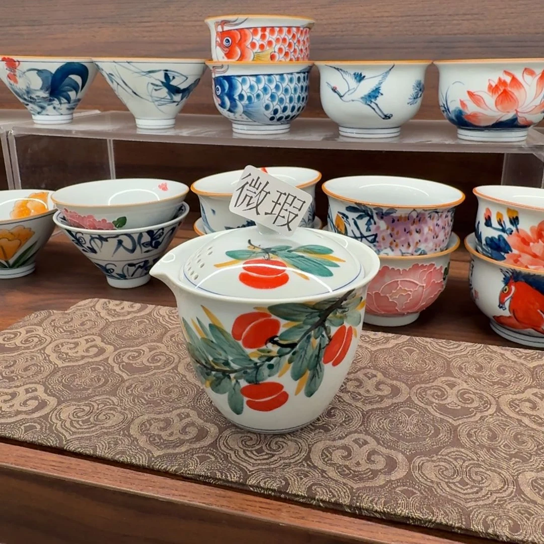 釉下手绘茶具微瑕