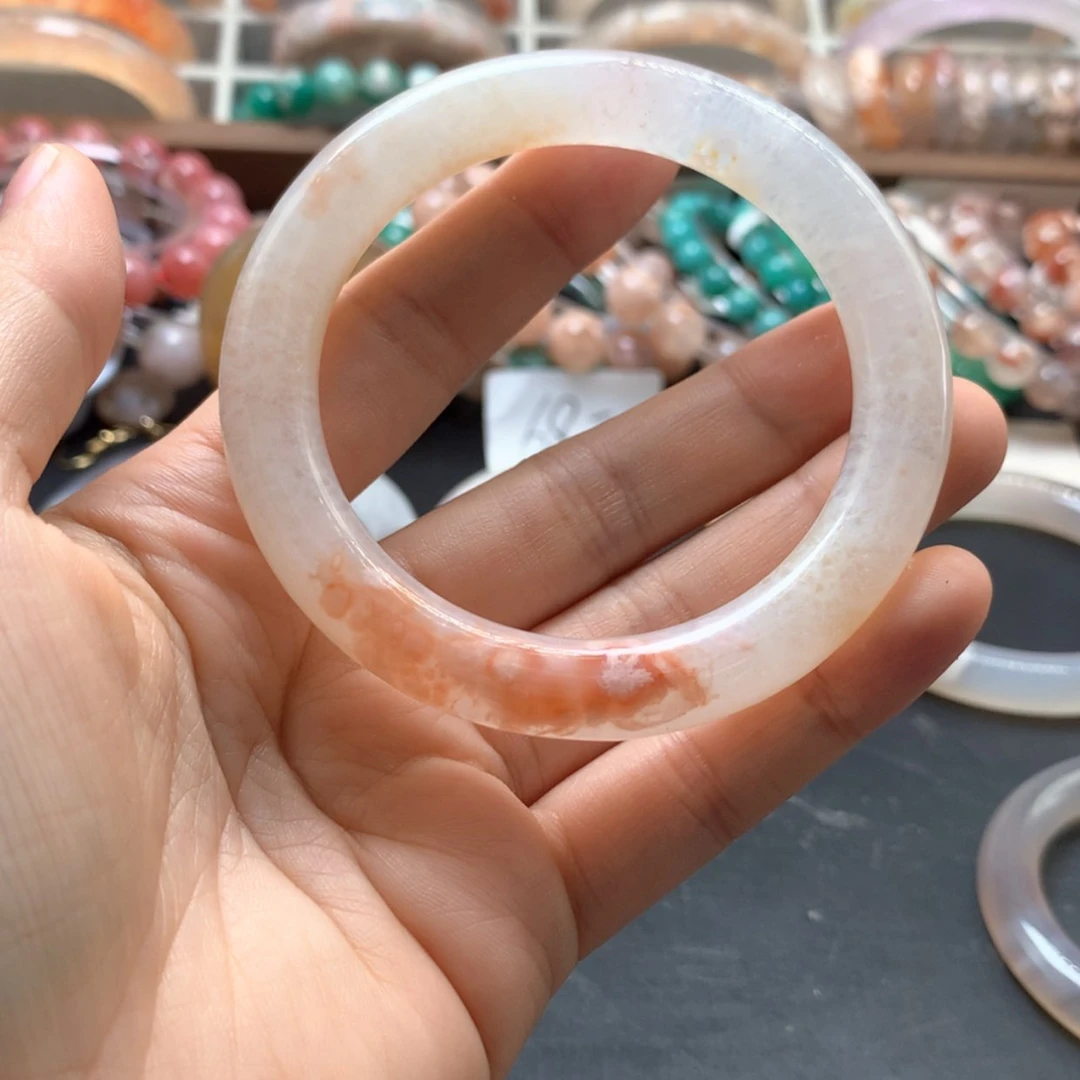 【闪购商品】未镶嵌颈饰玛瑙/玉髓桑**晚