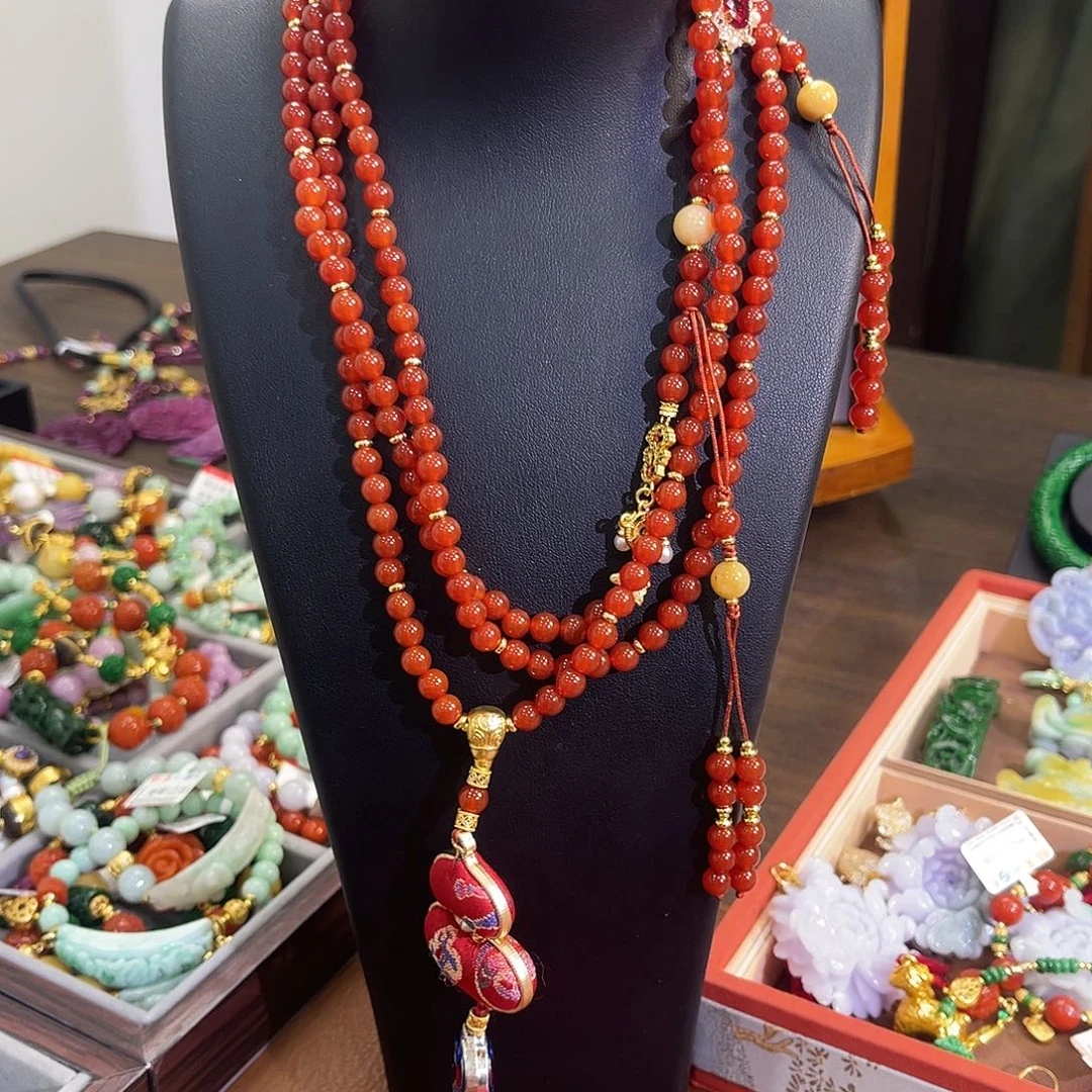 翡翠未镶嵌项链斜挎