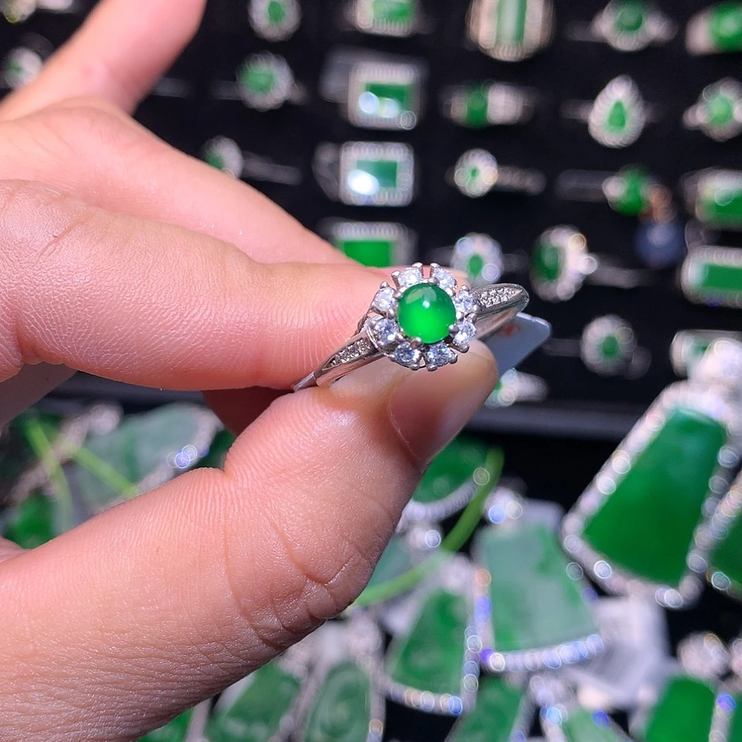 【闪购商品】翡翠银S925镶嵌吊坠(不含链)天然翡翠