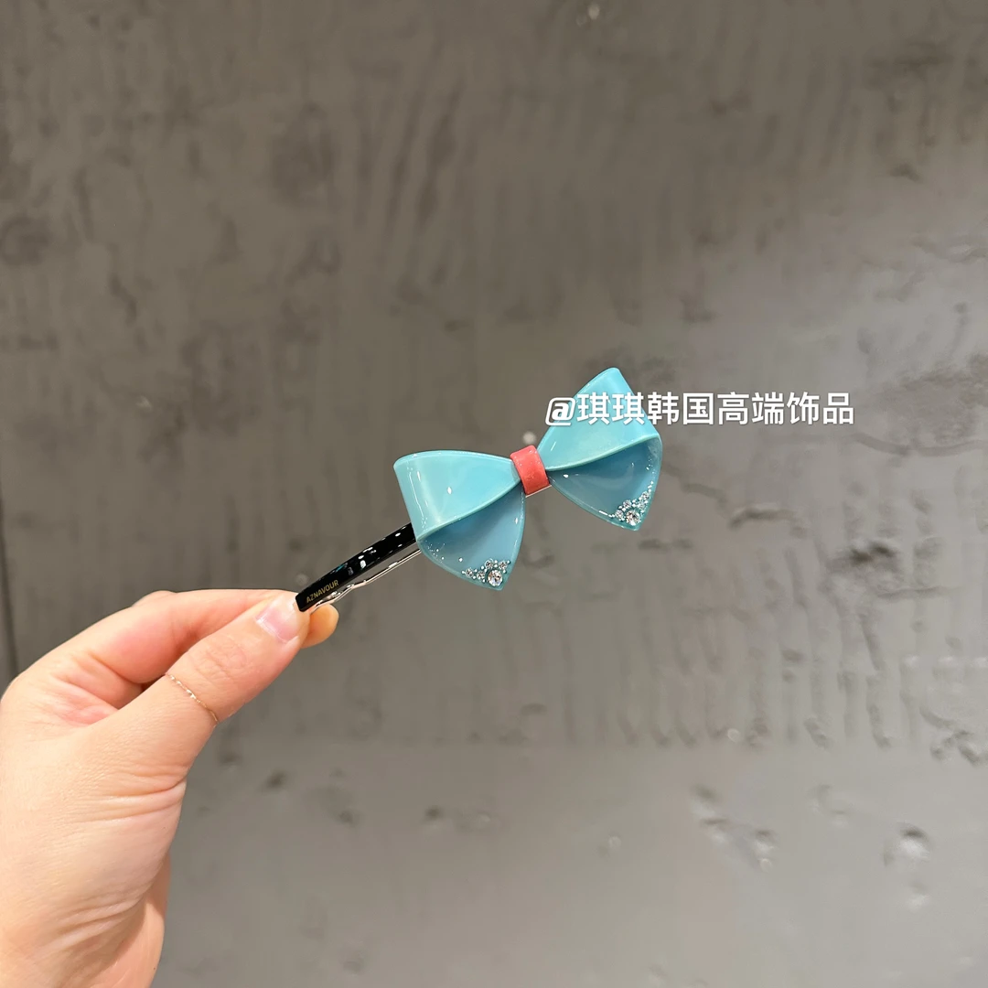 韩国阿兹娜AZNAVOUR高级树脂闪亮蝴蝶结卡扣一字夹优雅轻奢