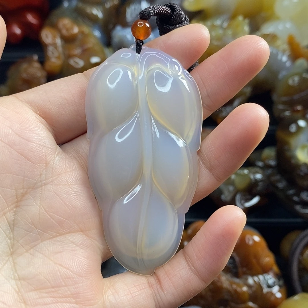 玛瑙/玉髓未镶嵌吊坠