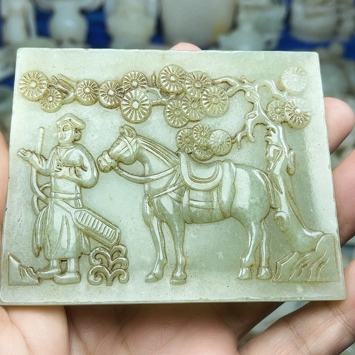 和田玉（青白玉）未镶嵌颈饰