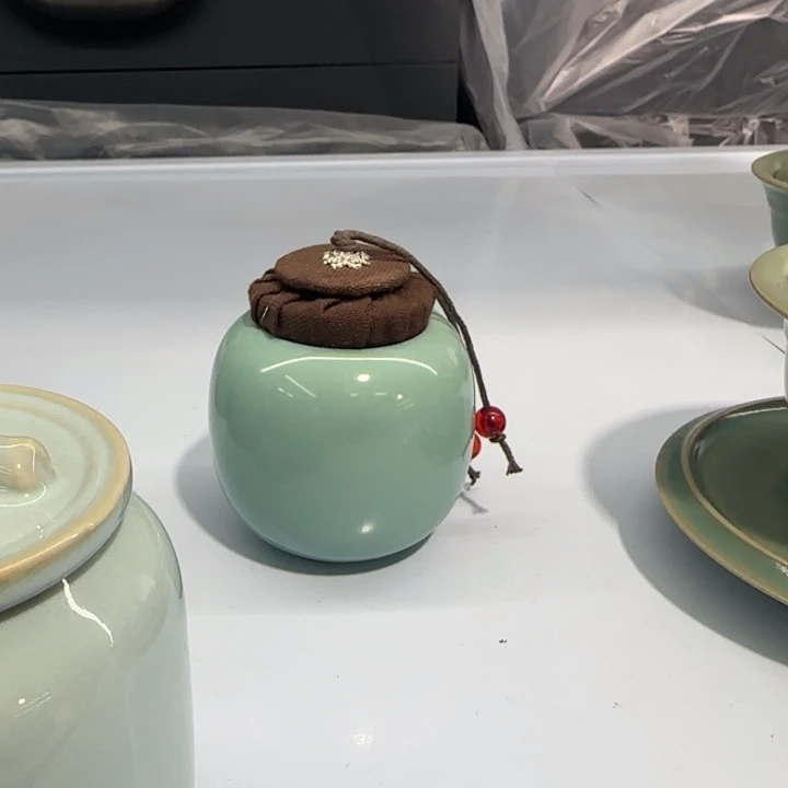 微瑕仿古小茶叶罐