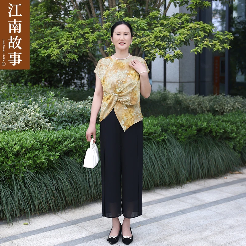 江南故事妈妈装2025薄款印花上衣中国风夏装中老年女装短款衬衫