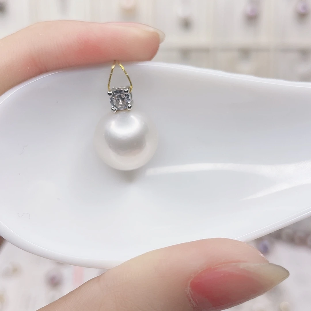 淡水珍珠吊坠(赠链)合金