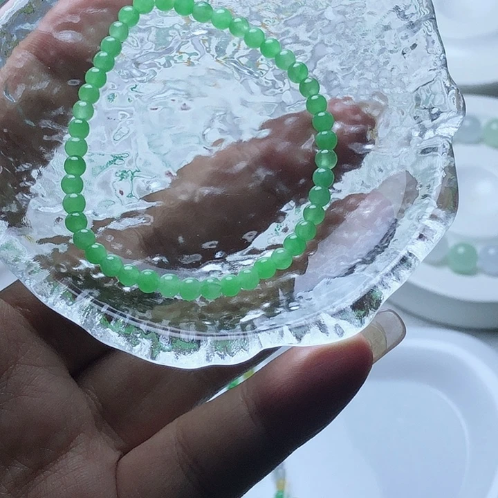 心***姐陶卡4冰绿60颗手串