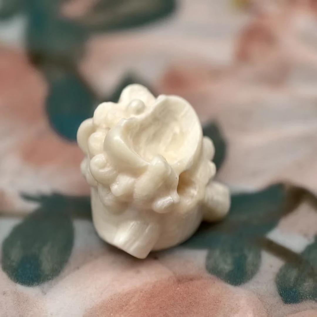 T375【吞金兽】精品猛犸象牙12.6左右文玩顶珠侧挂精工配饰