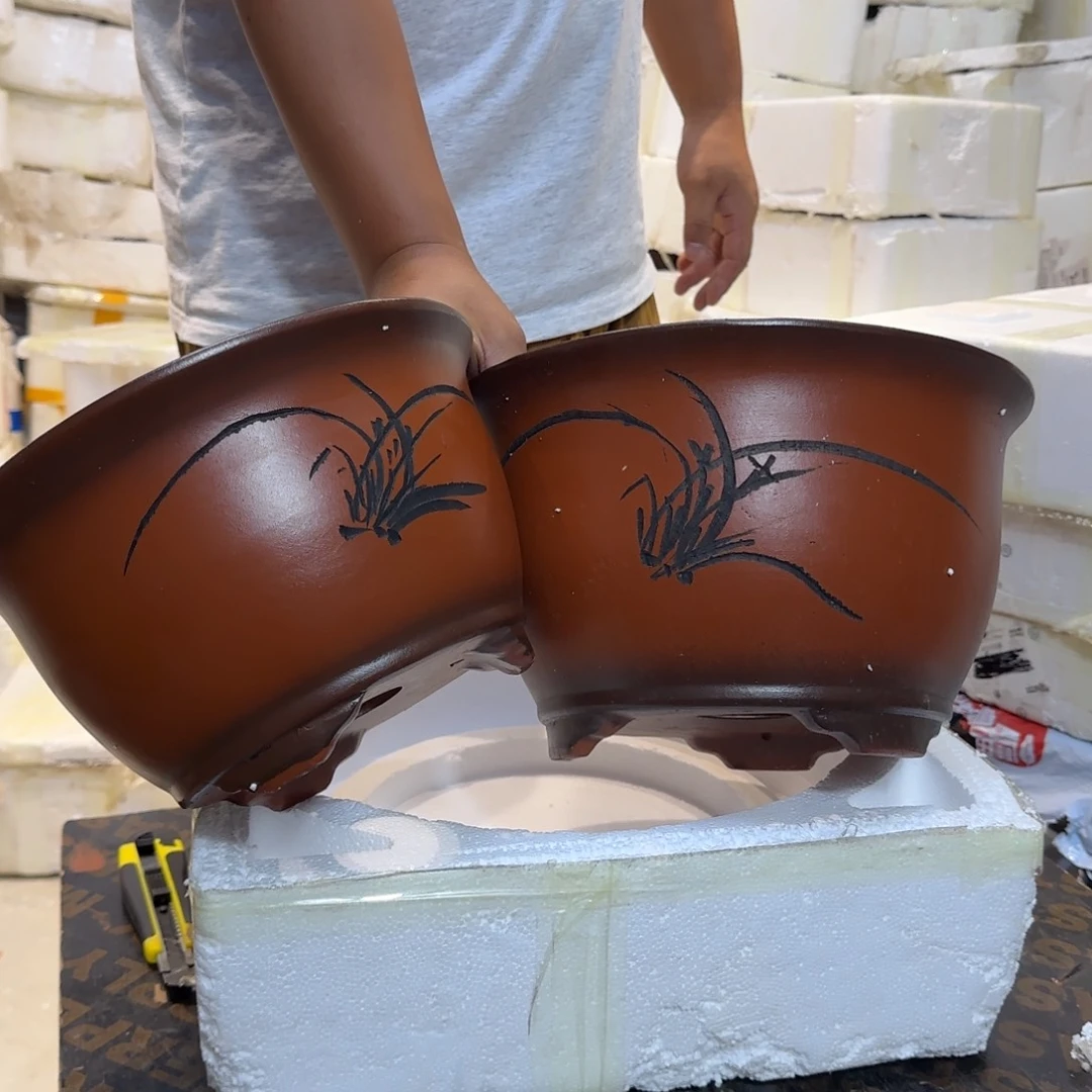 紫砂花盆口径26高度16口23高度13