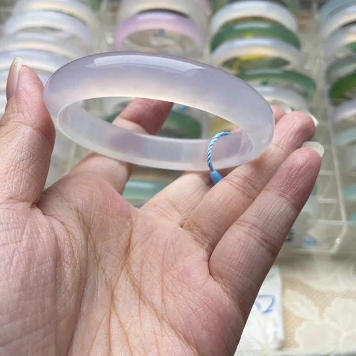 玛瑙/玉髓未镶嵌手镯55圈口