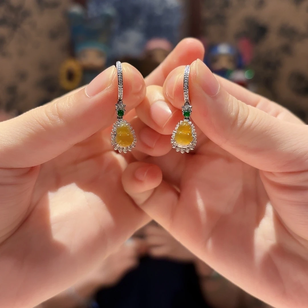 翡翠18K金镶嵌耳饰耳饰