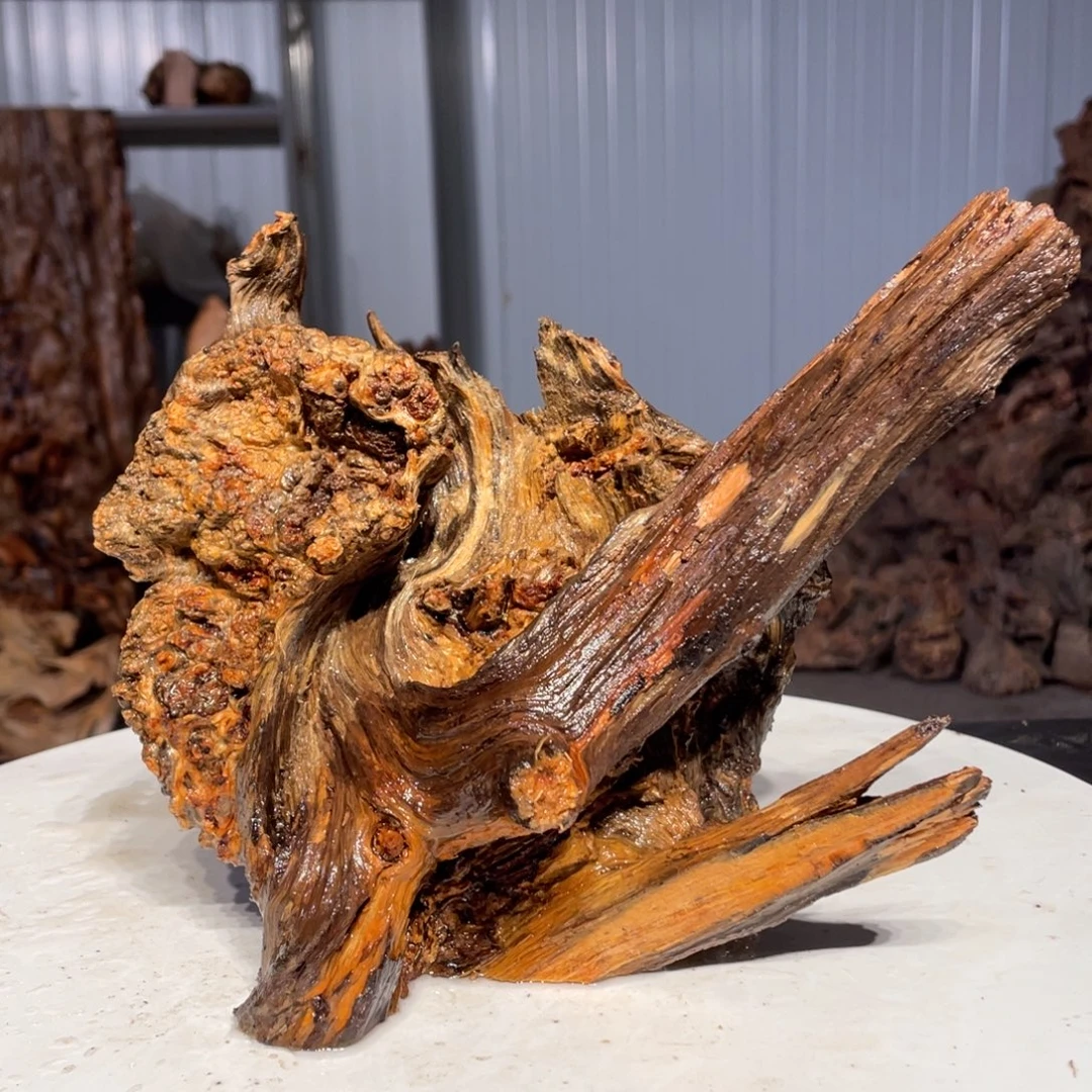 逍***？木猛子琥珀木摆件34