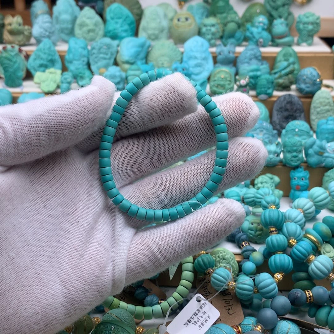 绿松石未镶嵌颈饰?****?