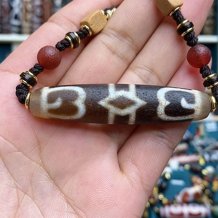玛瑙/玉髓颈饰合金