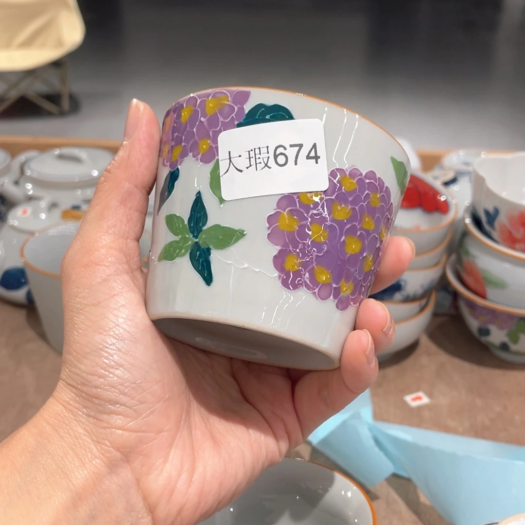 釉下手绘茶具微瑕