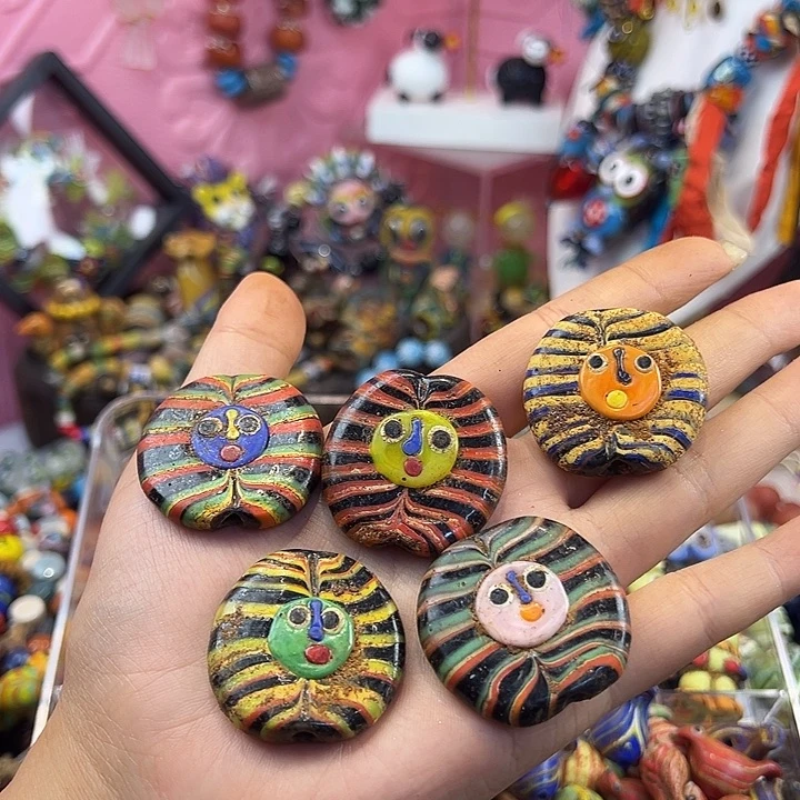 玻璃颈饰单个价格（可以喊我选颜色）