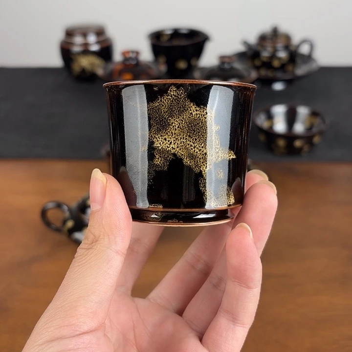 瓷洒彩鹧鸪斑容天杯