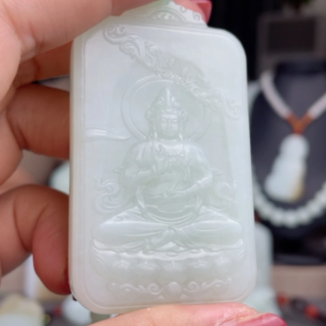 【闪购商品】颈饰未镶嵌和田玉