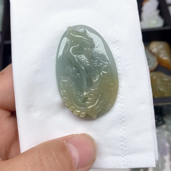 翡翠未镶嵌颈饰天然缅甸翡翠