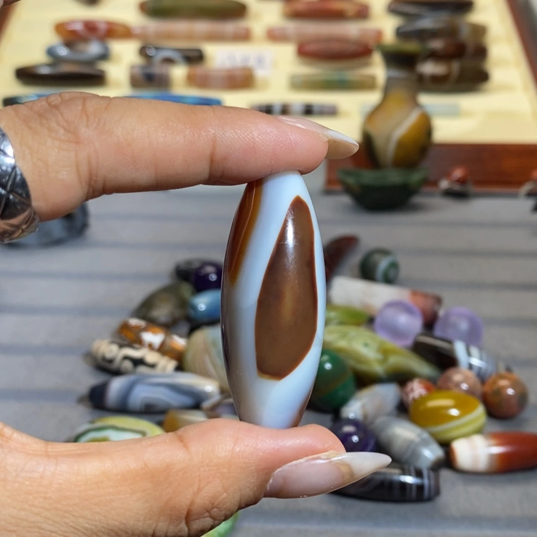 玛瑙/玉髓颈饰未镶嵌明*就