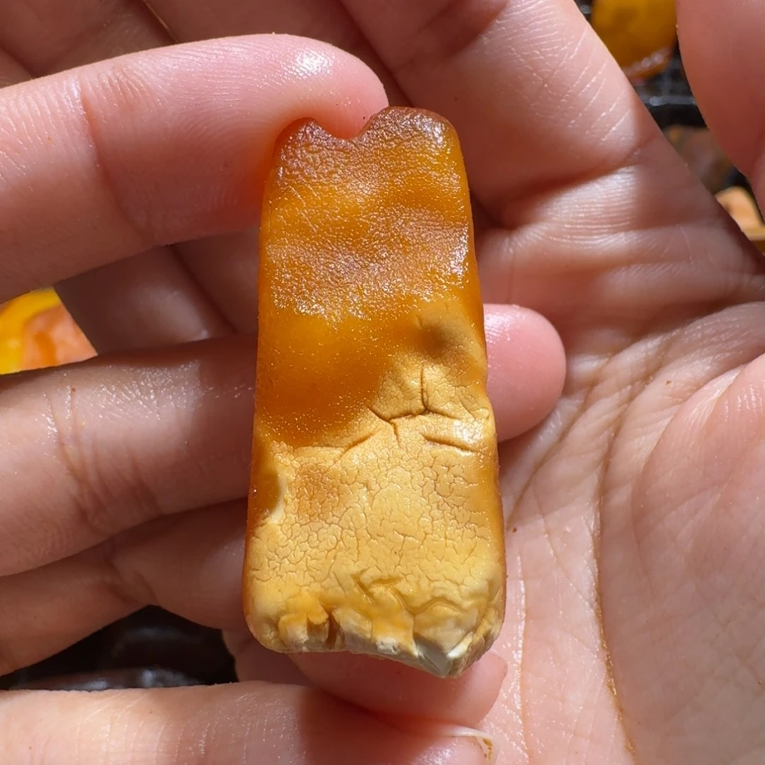 定制琥珀未镶嵌定制