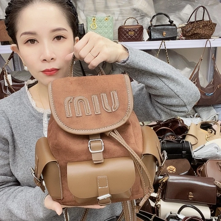 蚕丝小牛剖层皮革PU9393