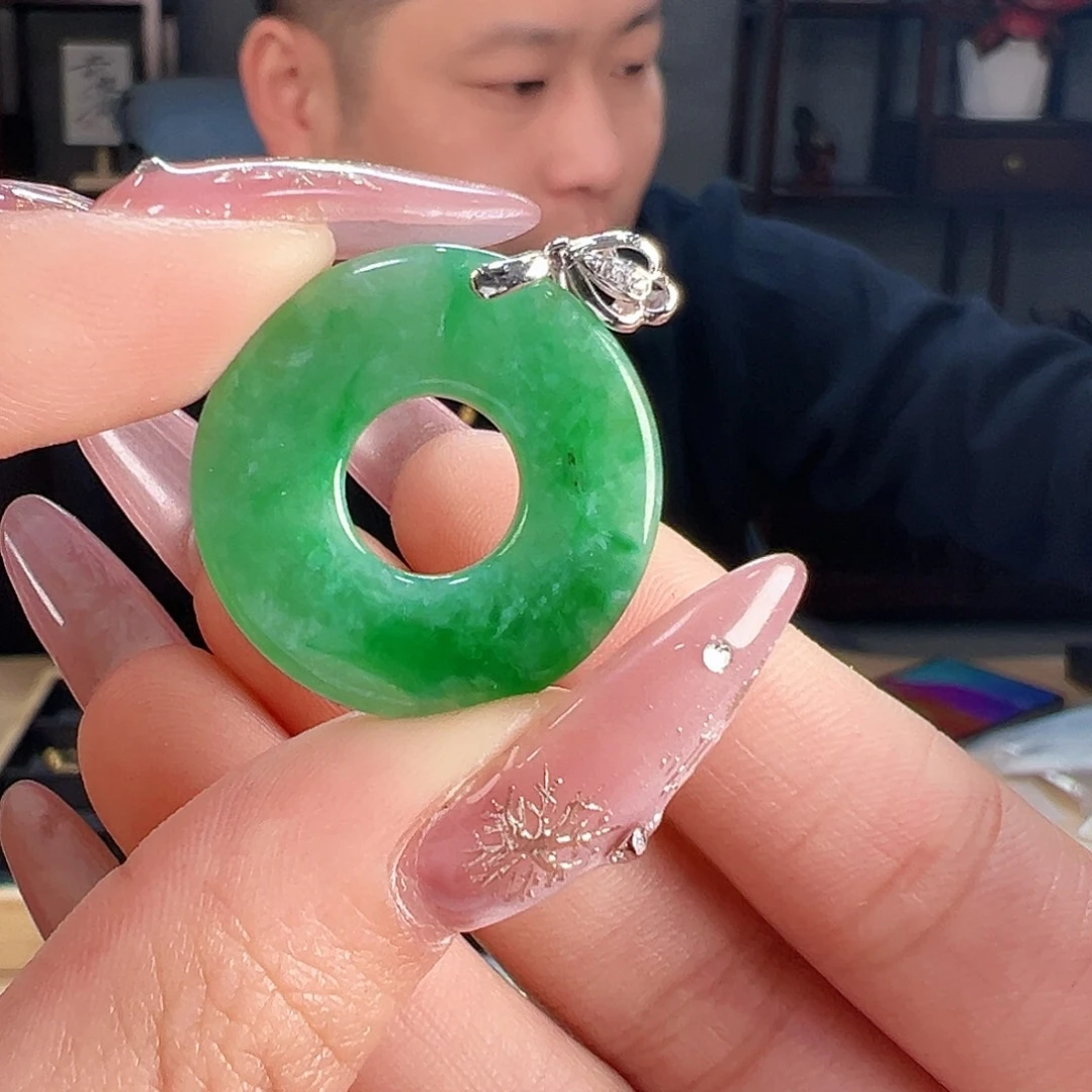 翡翠吊坠(不含链)18K金镶嵌吊坠15