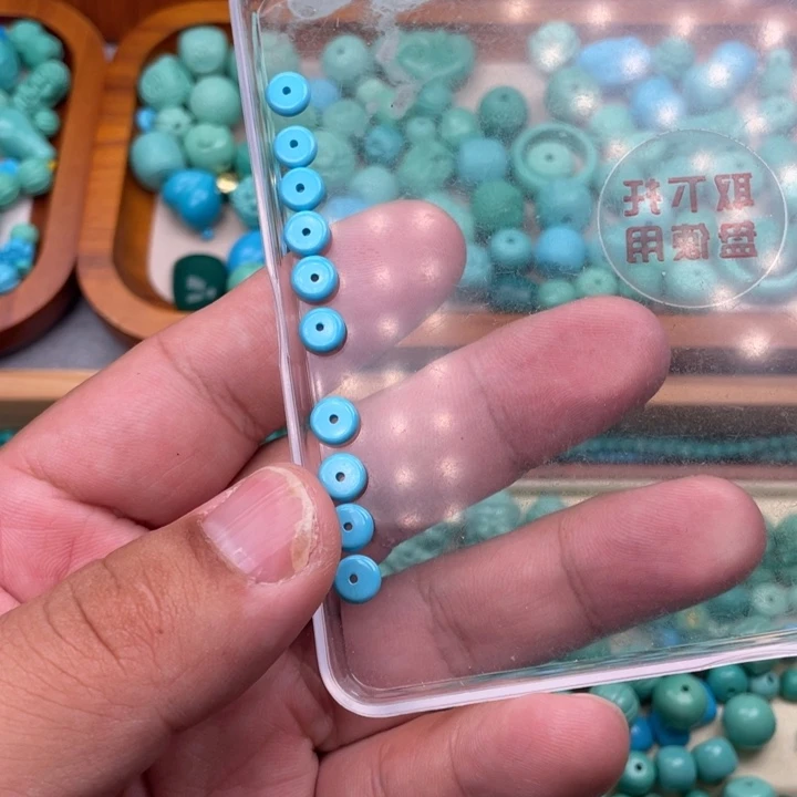 陌***玉直径6+蓝色隔片10片