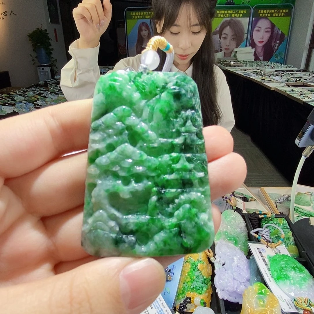 颈饰未镶嵌翡翠翡翠