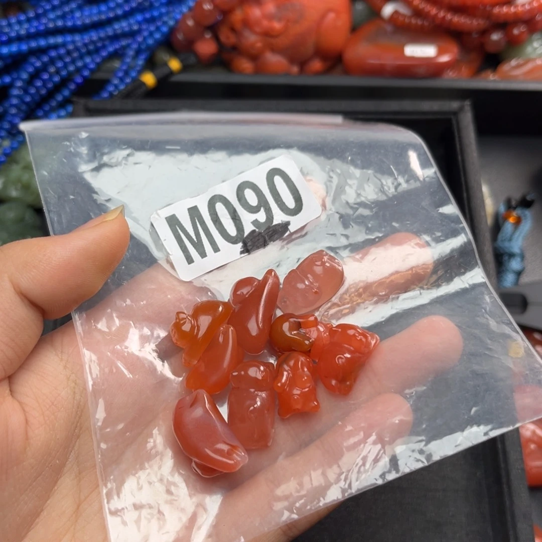 南红玛瑙珠宝奇石未镶嵌猛****?