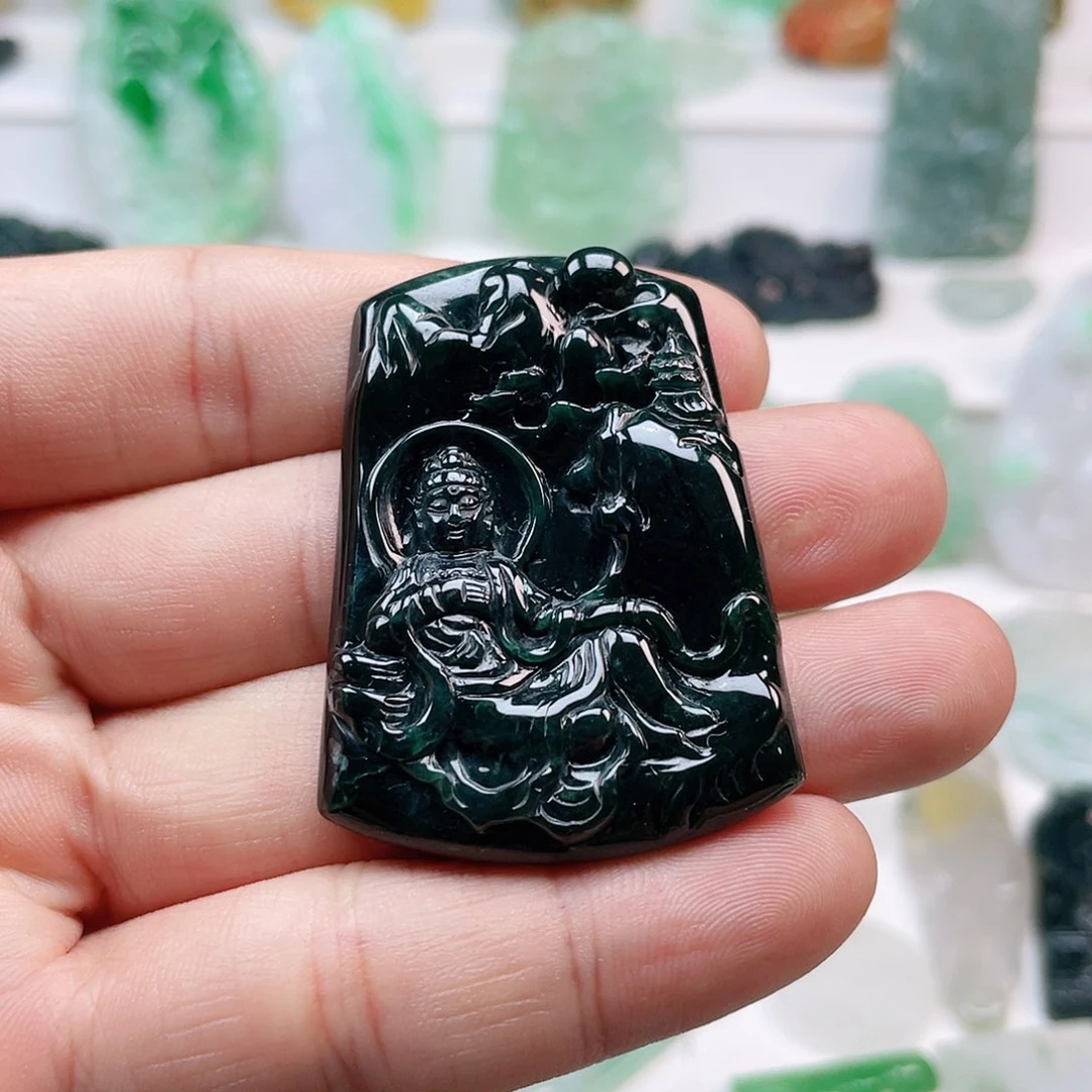 翡翠颈饰未镶嵌墨翠观音