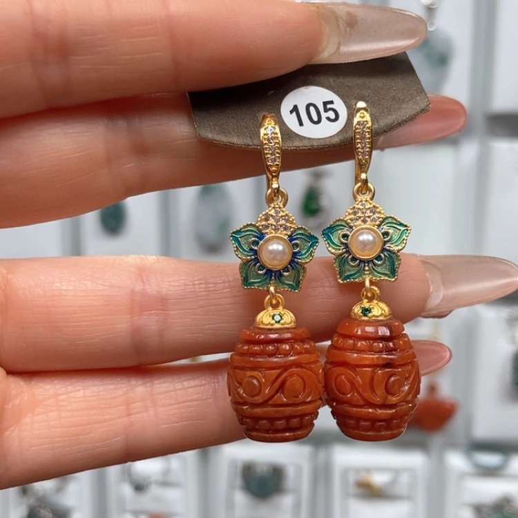 【闪购商品】石英质玉耳钉合金