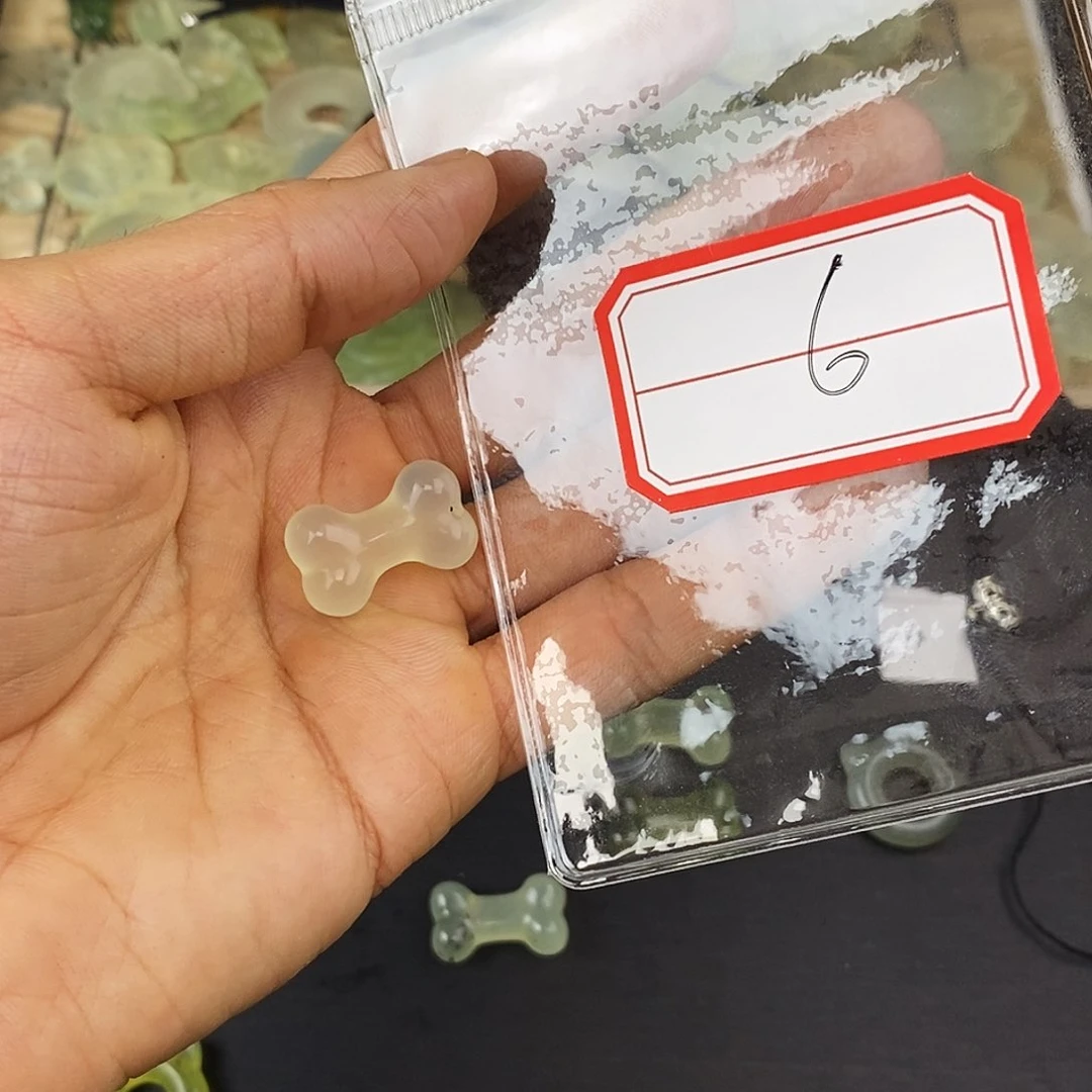 蛇纹石玉颈饰未镶嵌⁺****₊