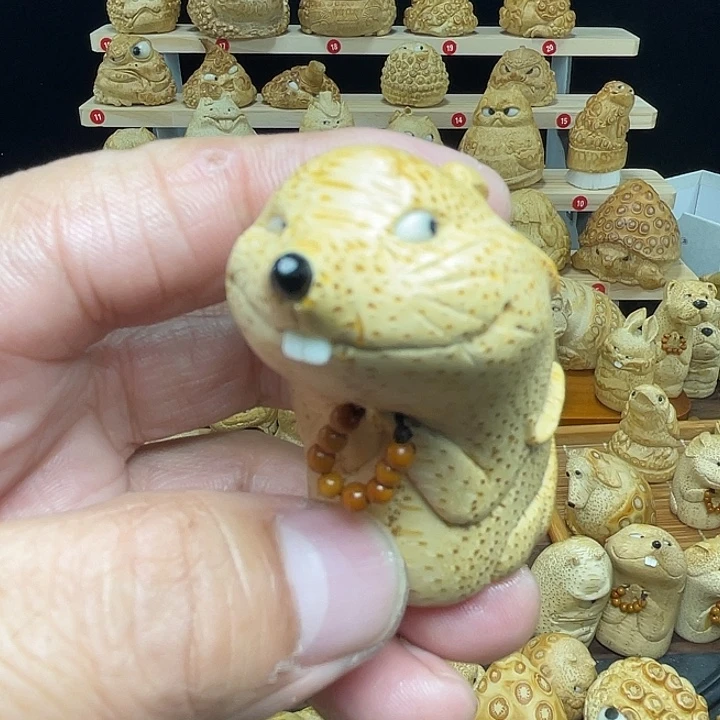 竹竹根雕老鼠手把件