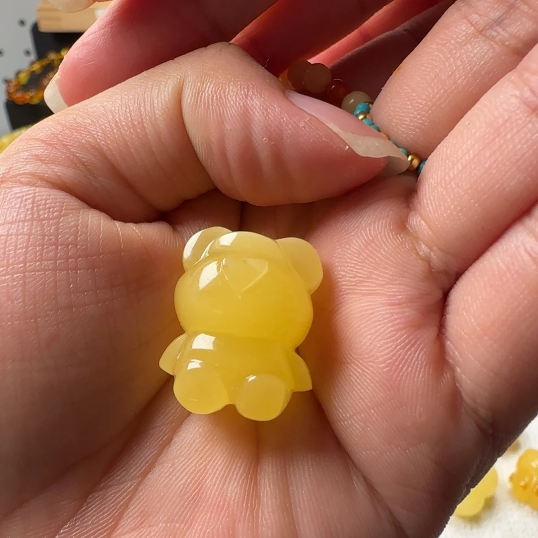 浮***云蜜蜡颈饰未镶嵌蜜蜡鸡油黄小熊吊坠（定制孔不退换）