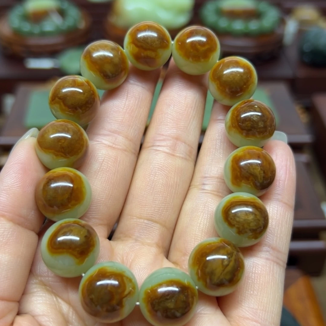 【闪购商品】未镶嵌手链岫岩河磨玉（透闪石质玉）威****司