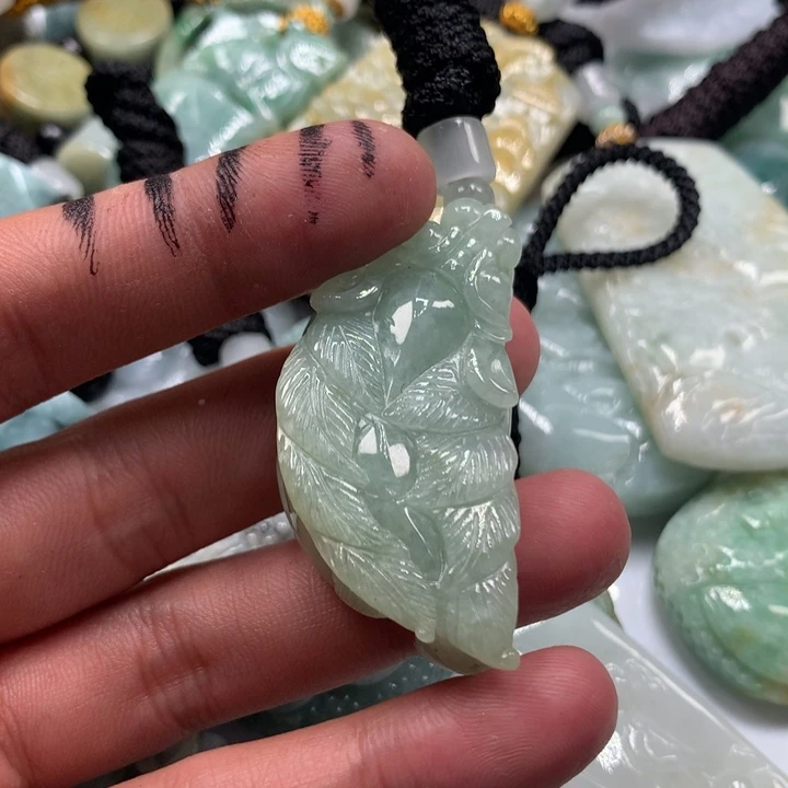 颈饰未镶嵌翡翠保真天然a货翡翠