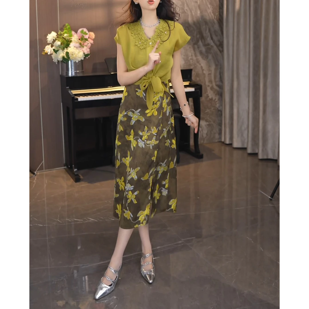 时尚设计感连衣裙套装夏季新款洋气显瘦罩衫上衣印花吊带裙两件套