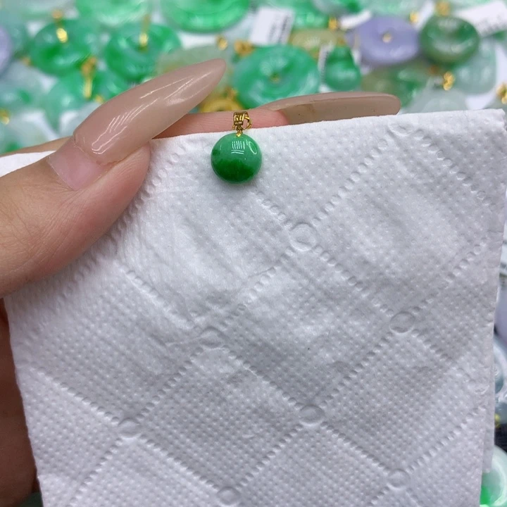 颈饰18K金镶嵌翡翠11111111111