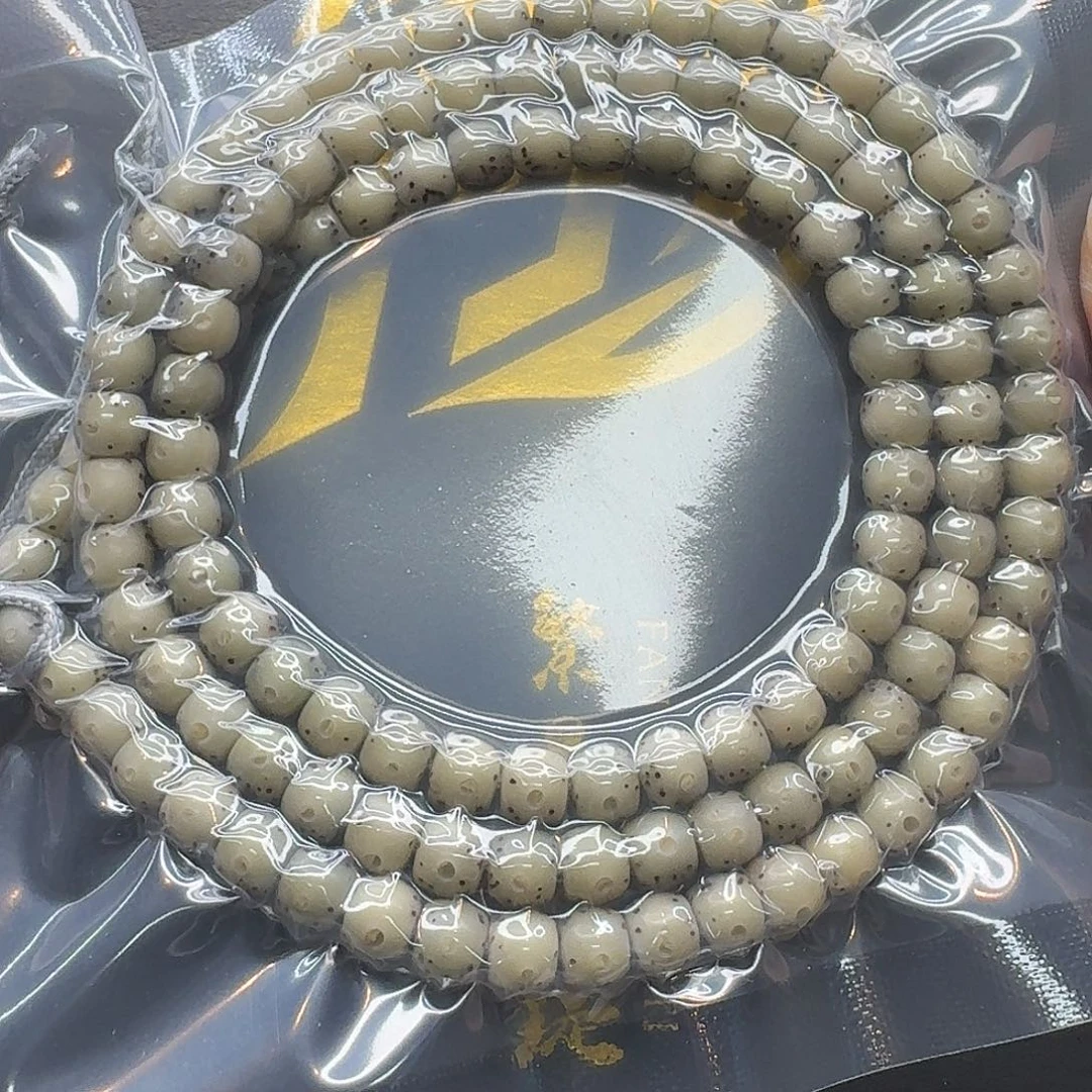 吊坠星月菩提112一物一图冰糖通体6左右鼓珠108