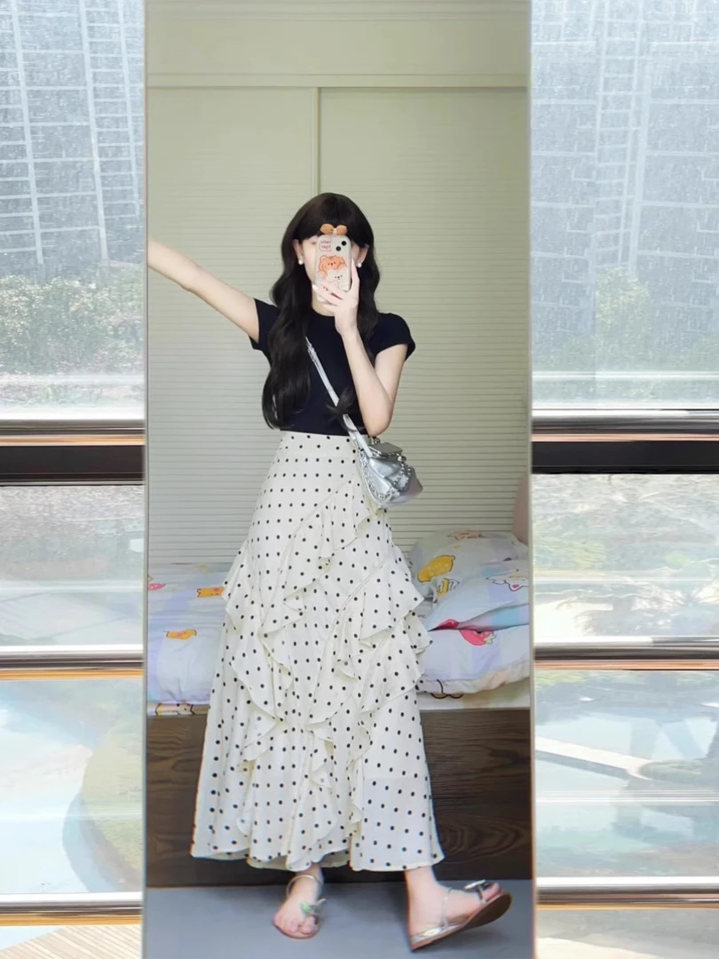 夏装搭配一整套时尚韩系纯色上衣设计感荷叶边波点半身裙子两件套