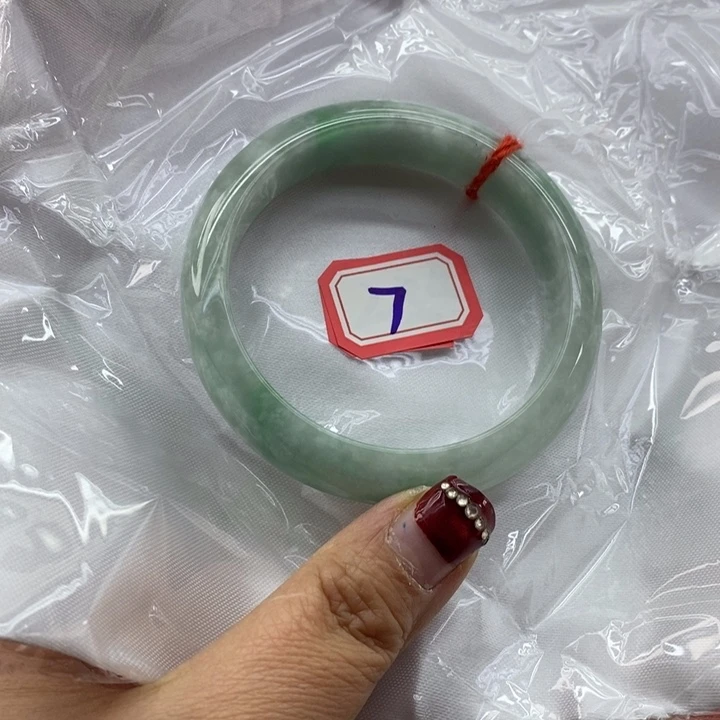 未镶嵌翡翠手链翡翠