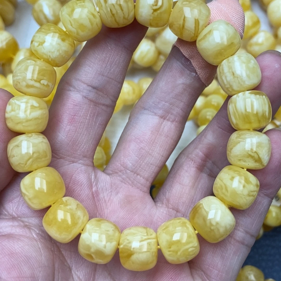 琥珀未镶嵌珠宝奇石1