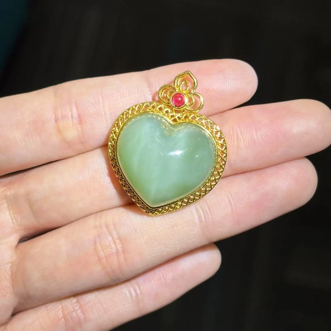 【华林宝哥】 18K金和田玉爱心吊坠  不含链  Y03