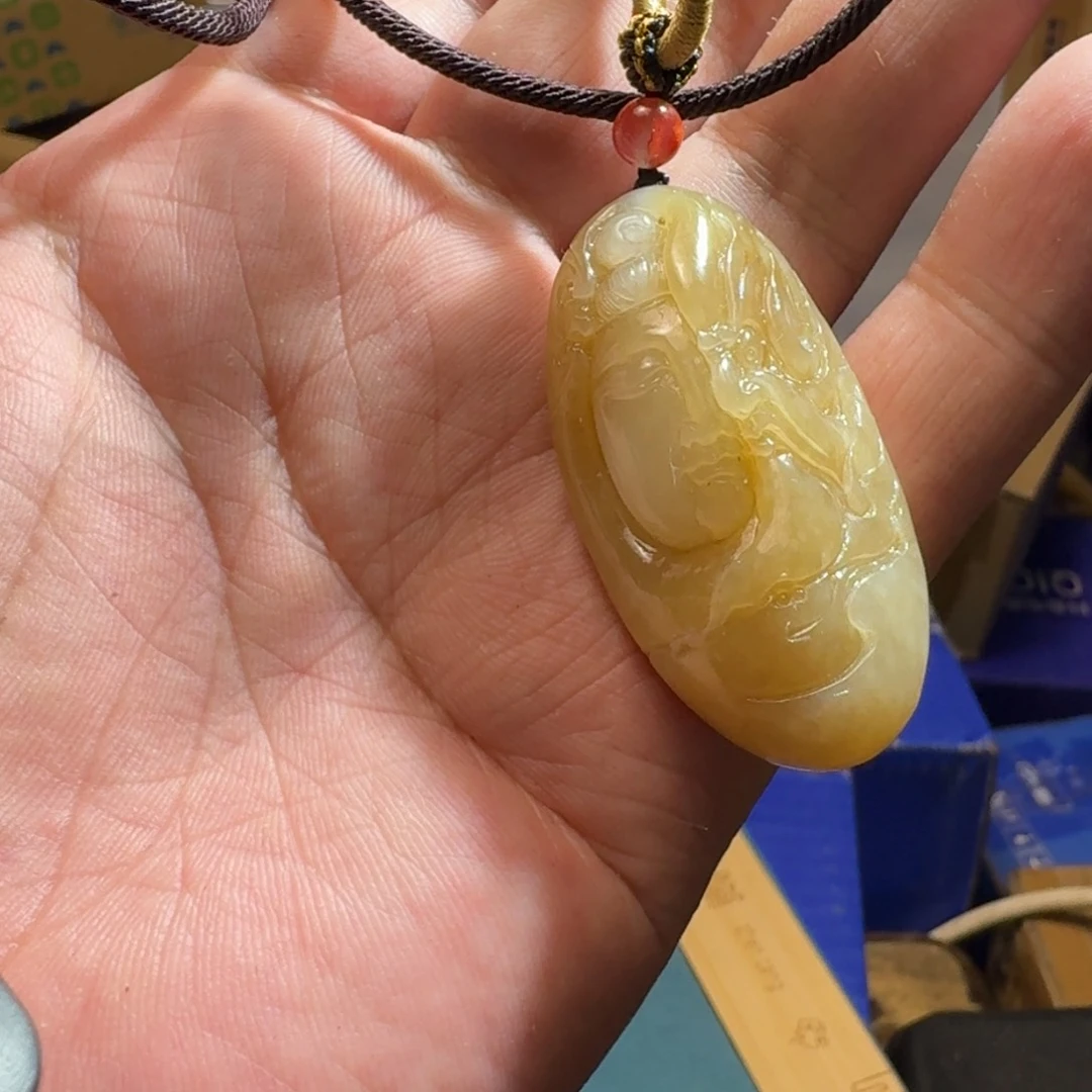 和田玉（糖玉）未镶嵌颈饰