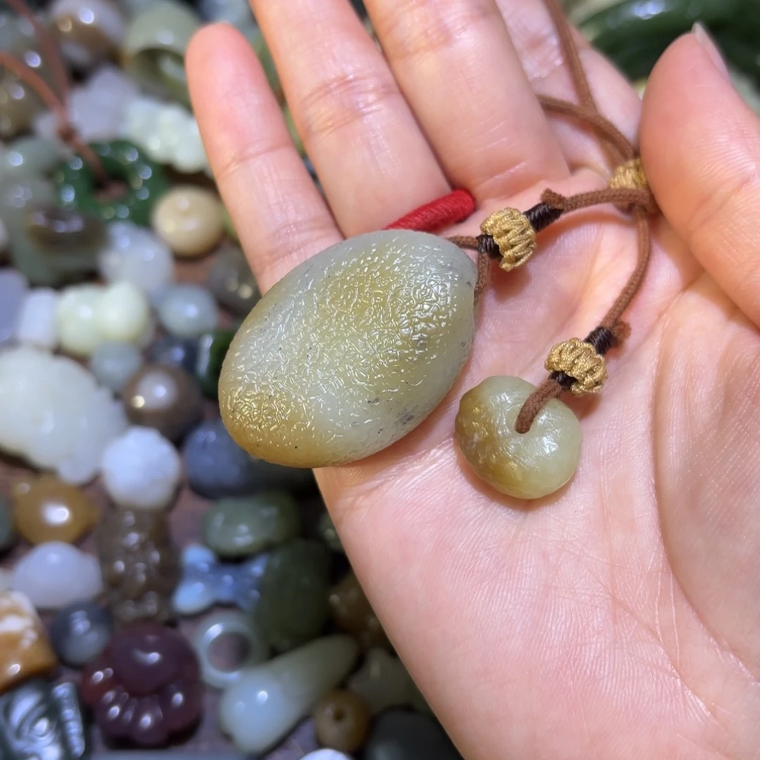 和田玉未镶嵌珠宝半成品