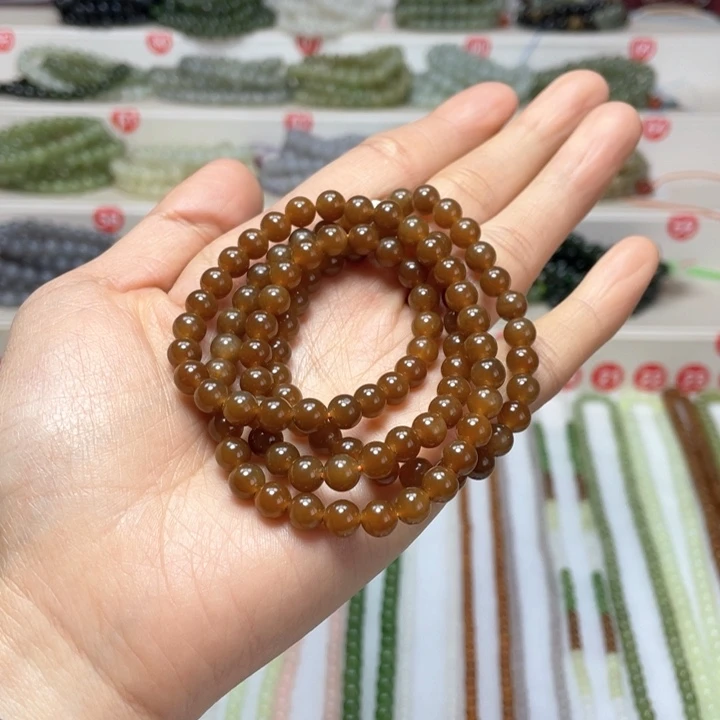 和田玉颈饰未镶嵌运****司6m m  不退货