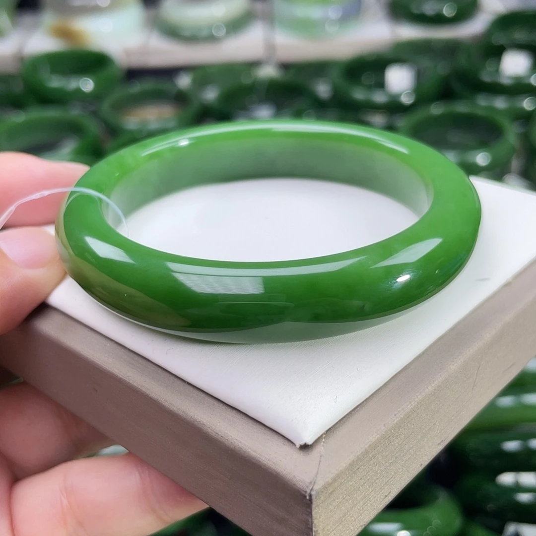 和田玉（碧玉）手镯未镶嵌