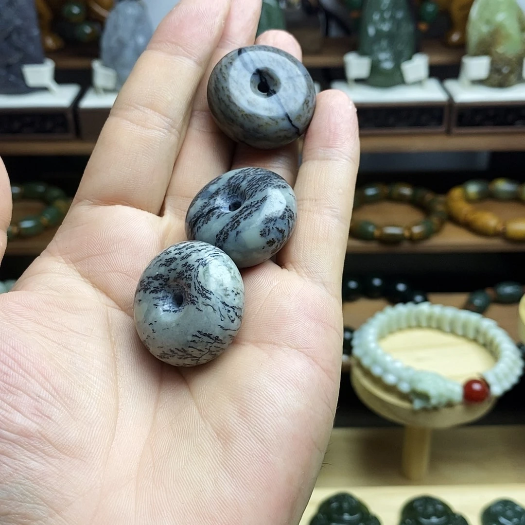 未镶嵌和田玉车挂多样性随机发一