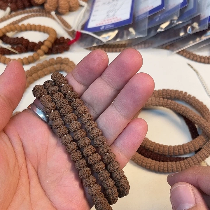 大***奇手串金刚菩提8.5纯血平细